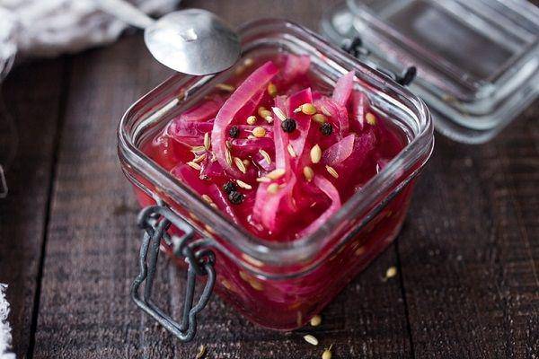 feastingathome.com