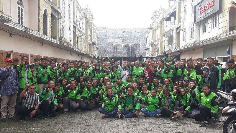 Indra Adytya Pranata mendaftarkan diri sebagai Bakal Calon (Balon) Wakil Wali Kota Medan ke PDIP Sumut, Selasa (17/12). (Dok. IDN Times)