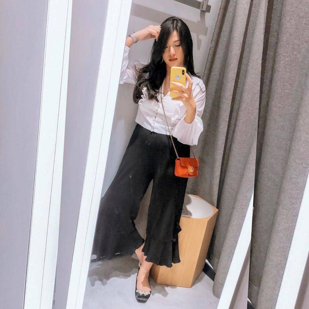 Instagram.com/anissaaziza