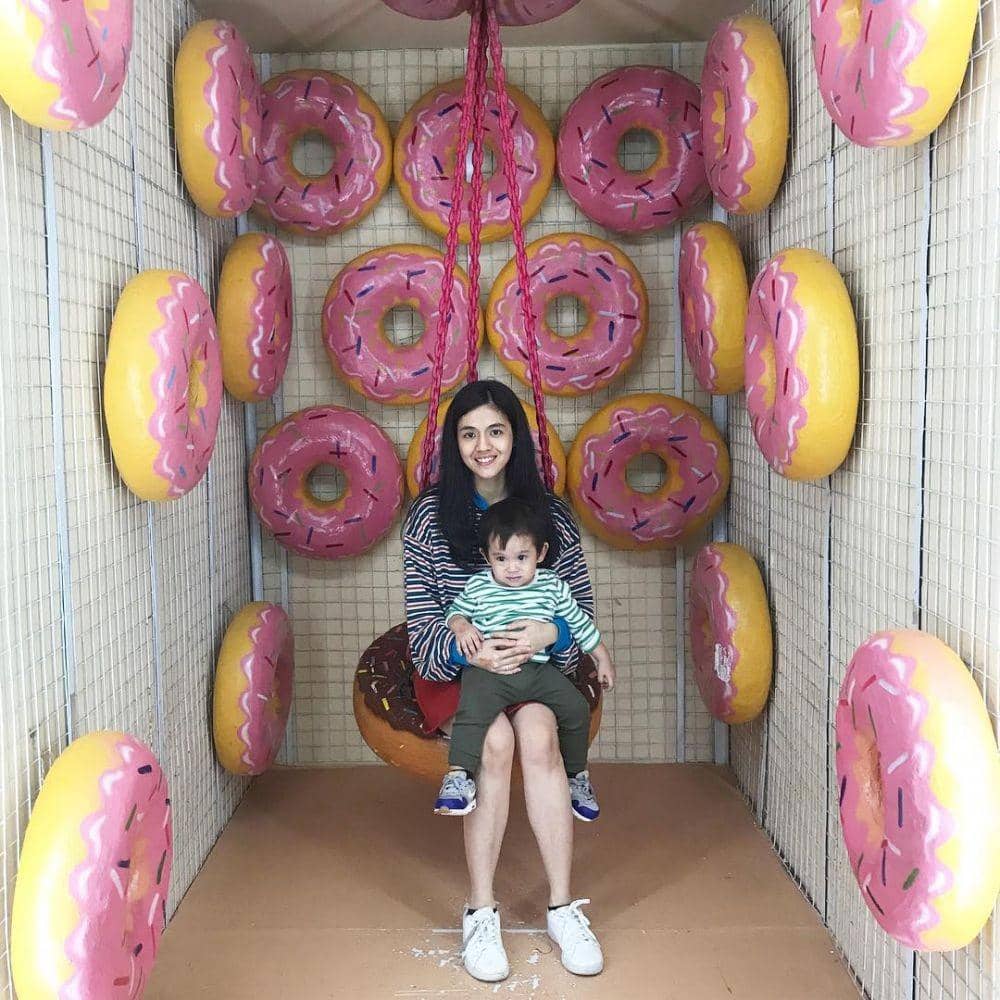 instagram.com/kyriearnatama