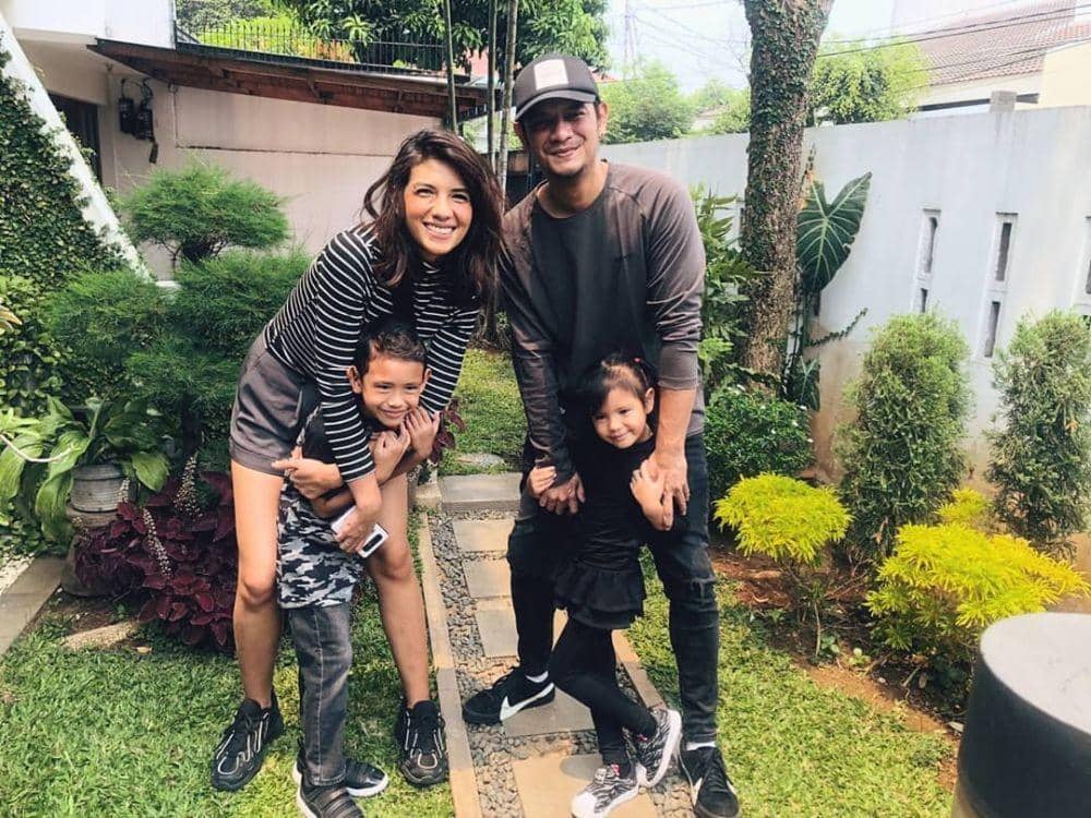 Instagram.com/nadila_ernesta