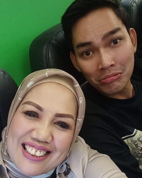 Instagram.com/ellysugigi_real_