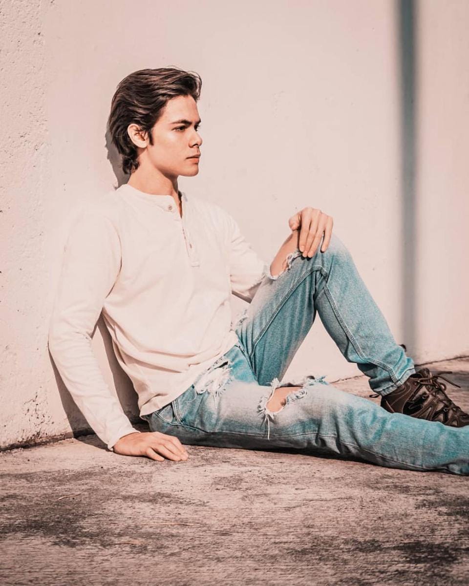 instagram.com/bryanandrew.official