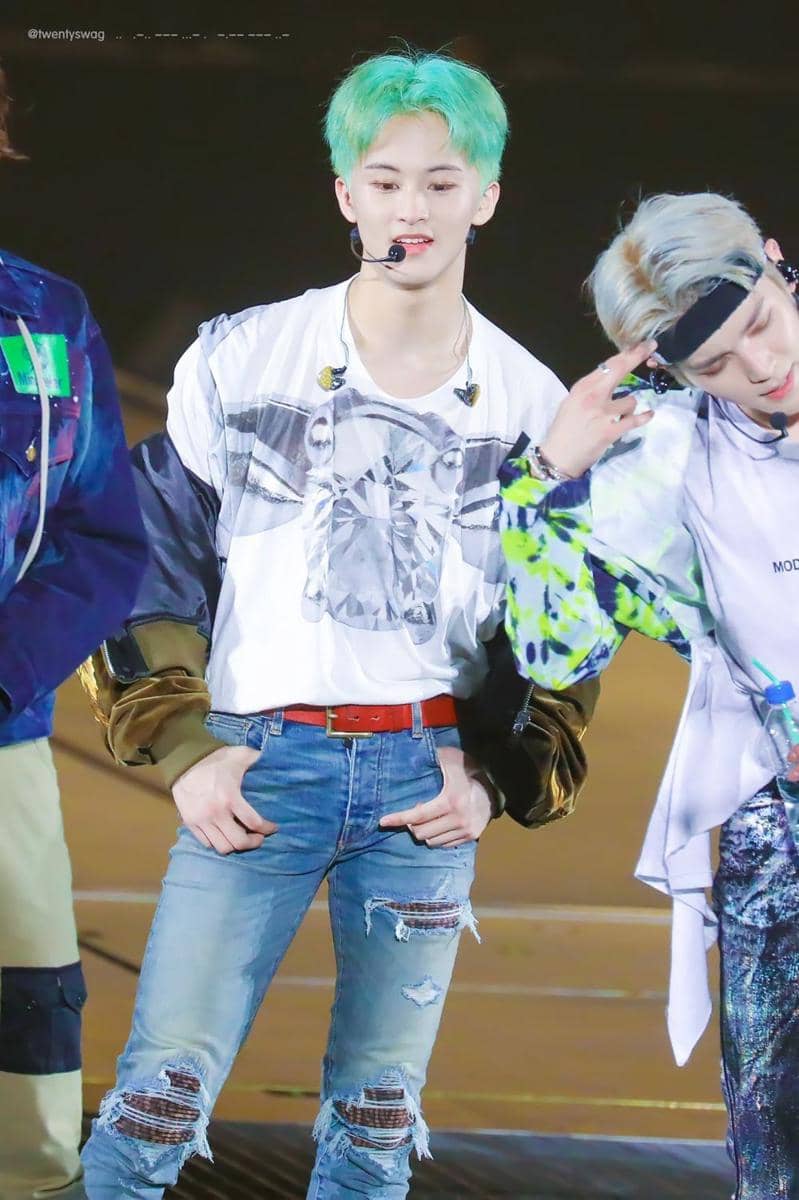 twitter.com/twentyswag