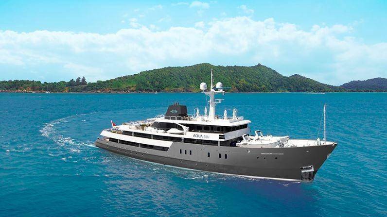 Kapal pesiar Aqua Blu yang menabrak karang di Kepulauan Wayag, Raja Ampat, Rabu (18/12)/www.aquaexpeditions.com