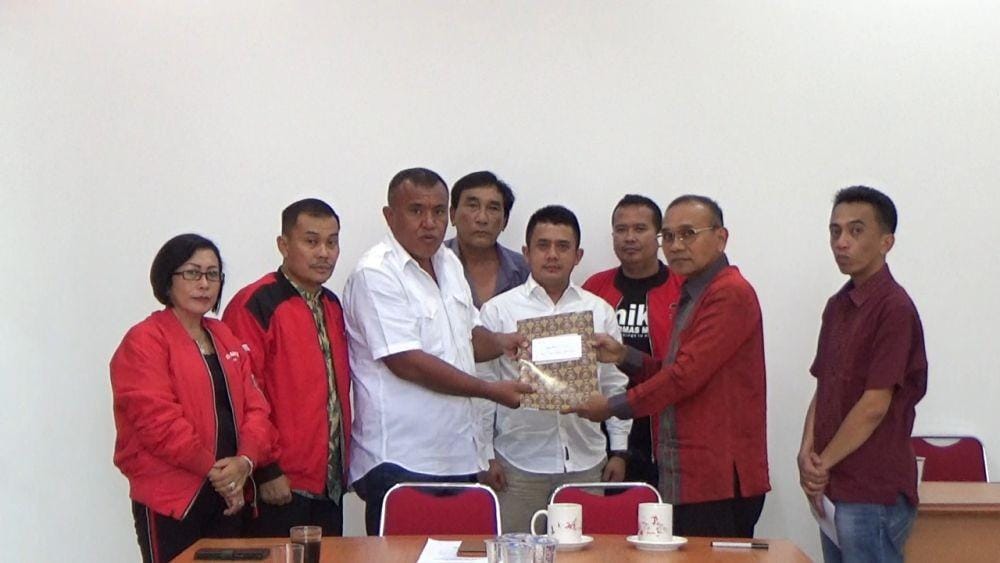 Anton Saragih mendaftar ke PDIP untuk Pilkada Simalungun (Dok.IDN Times/istimewa)