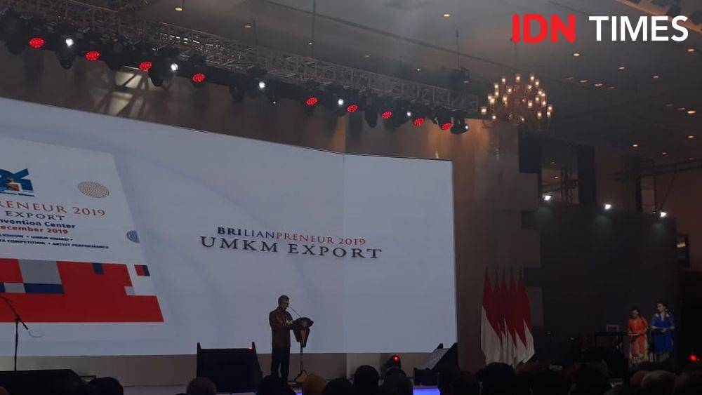 Direktur Utama BRI Sunarso memberikan sambutan dalam BrilianPreneur2019 UMKM Export. (IDN Times/Indiana Malia)