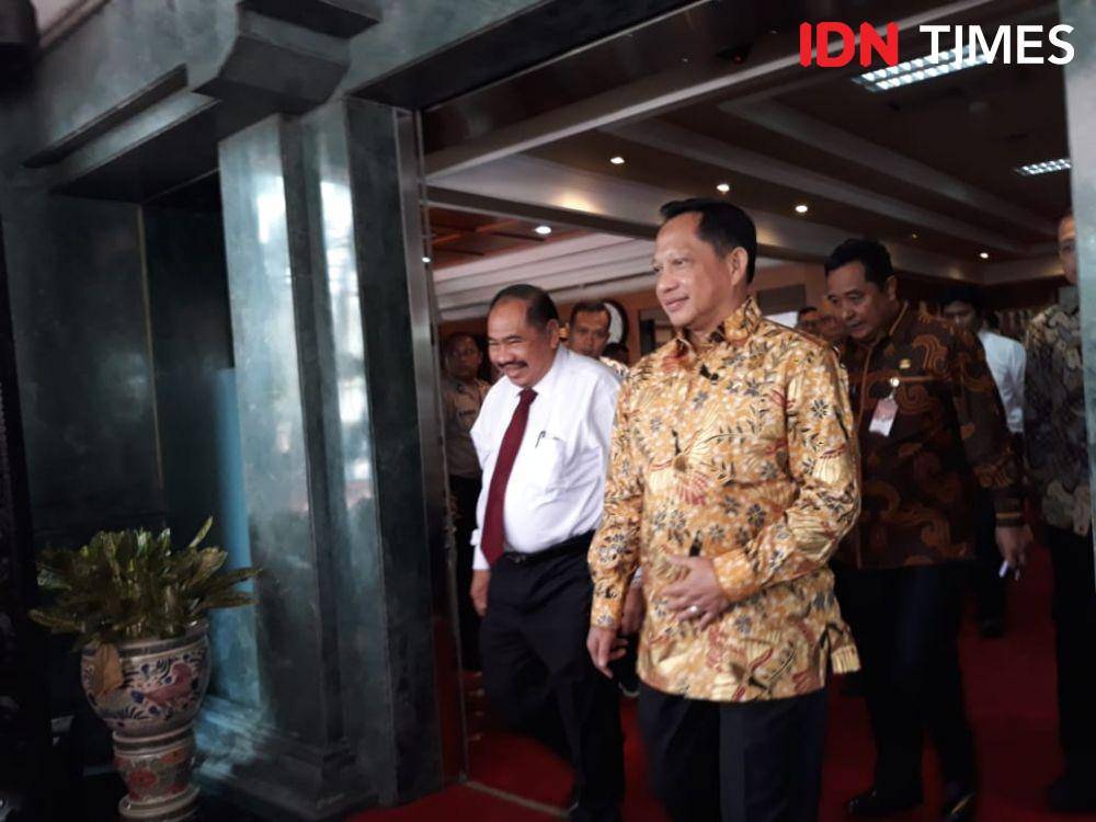 Pertemuan Kepala PPATK Kiagus Ahmad Badaruddin dengan Mendagri Tito Karnavian (IDN Times/Fitang Budhi Adhitia)