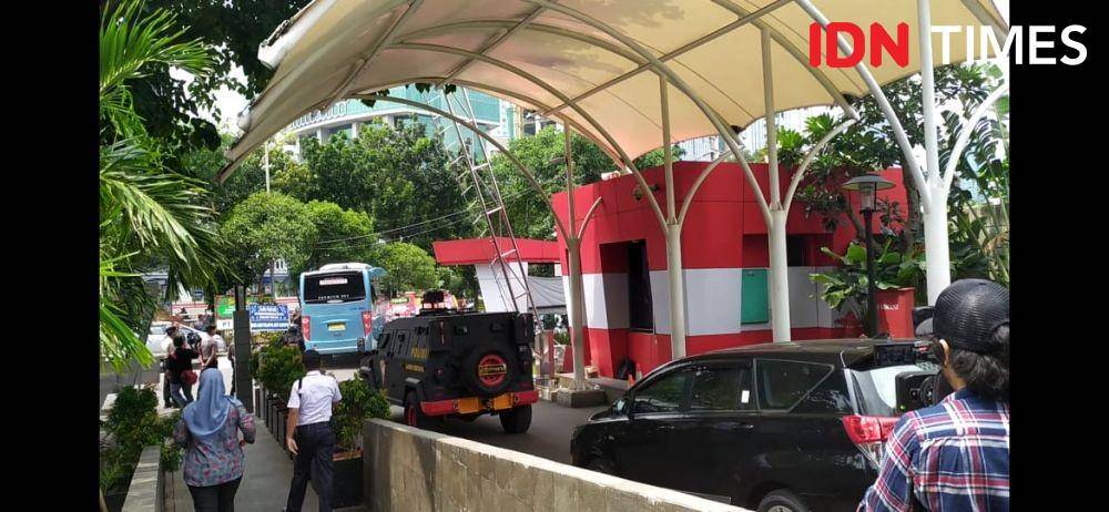 Iring-iringam Pimpinan Baru KPK menuju Istana IDNTIMES/Aldzah Fatimah Aditya