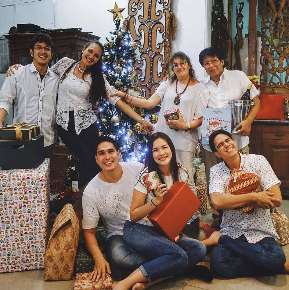 instagram.com/mischach