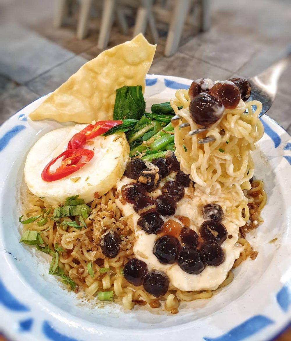 instagram.com/eatwithdev