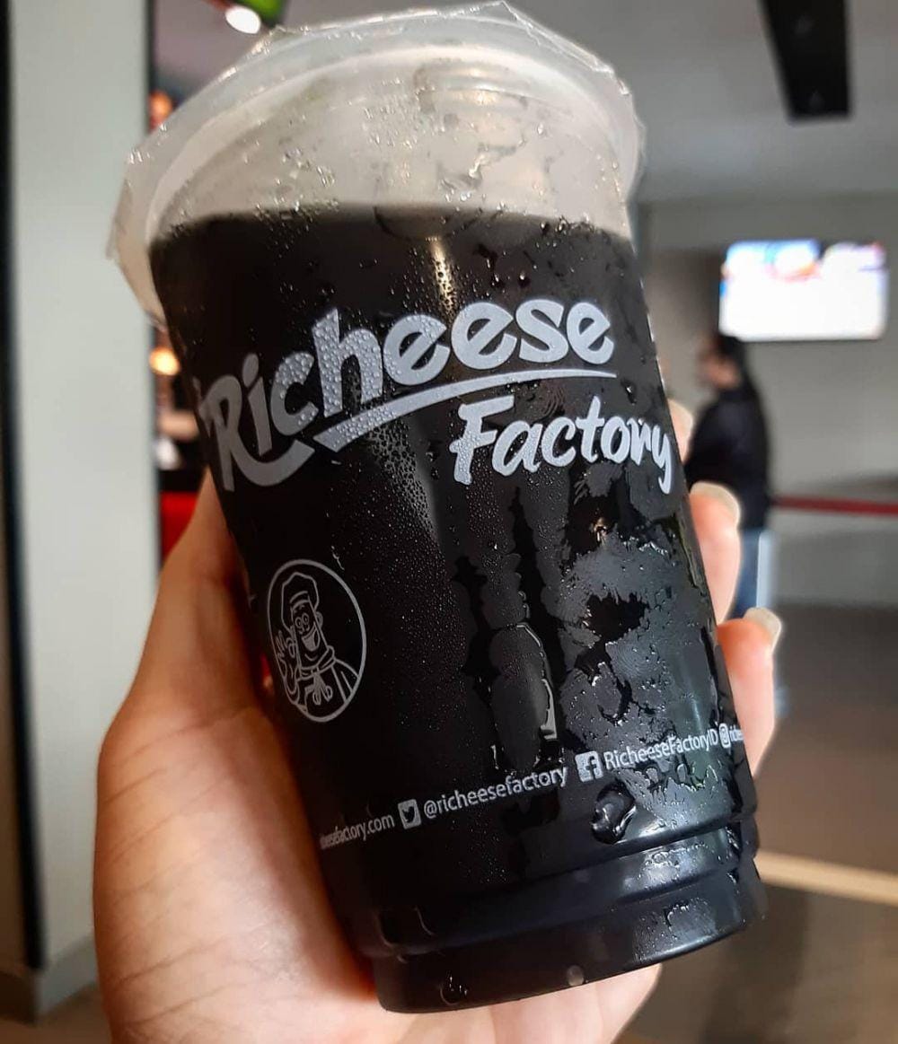 instagram.com/mauquliner