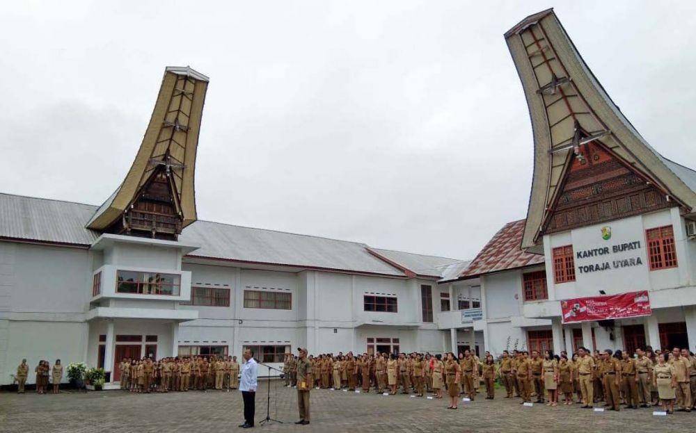 Kantor Bupati Toraja Utara. torajautarakab.go.id