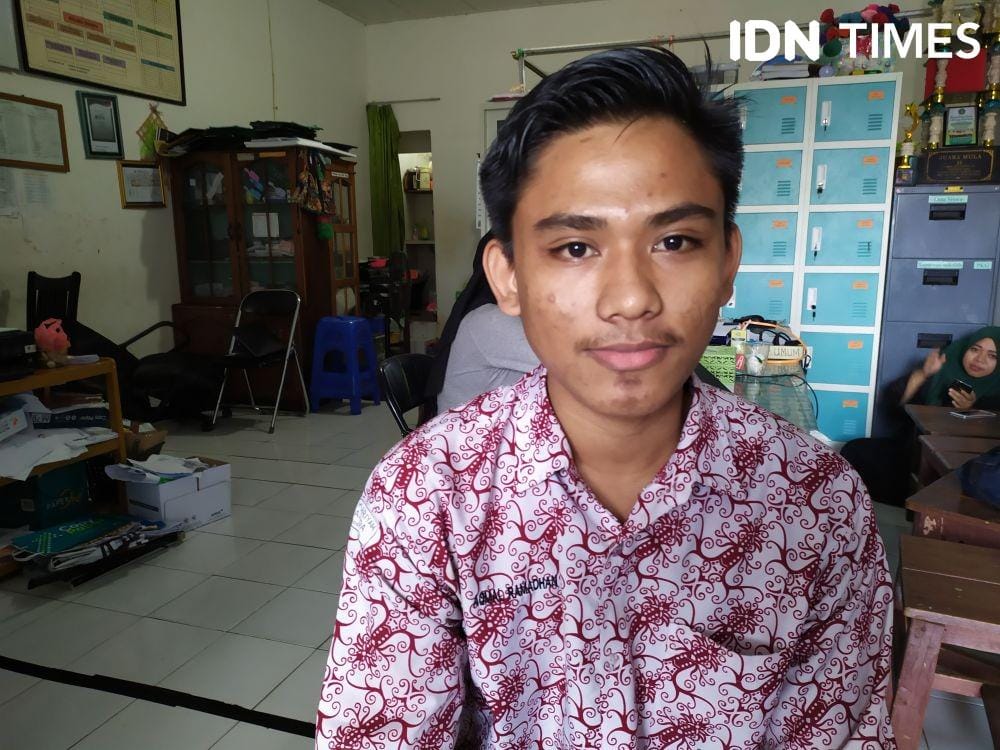 Akmal Ramadhan, pelajar SMA Al- Khairiyah, Samarinda lebih netral menilai penghapusan UN (IDN Times/Yuda Almerio)