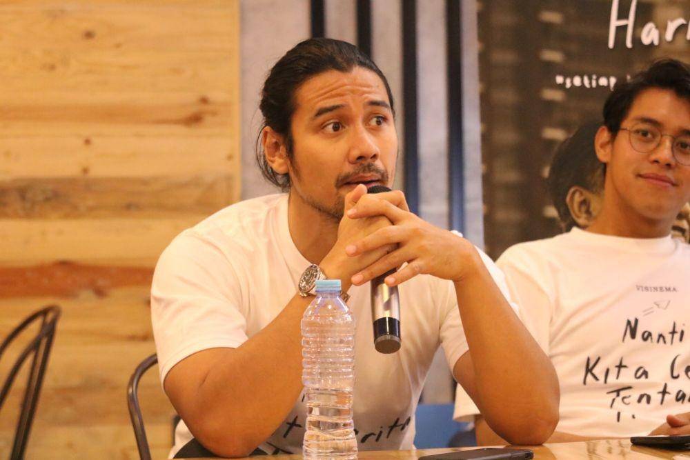 Chicco Jerikho akui keluarga memiliki arti penting. IDN Times/ Alfi Ramadana