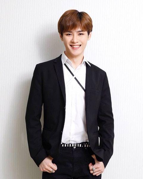 instagram.com/wayv.kunnie