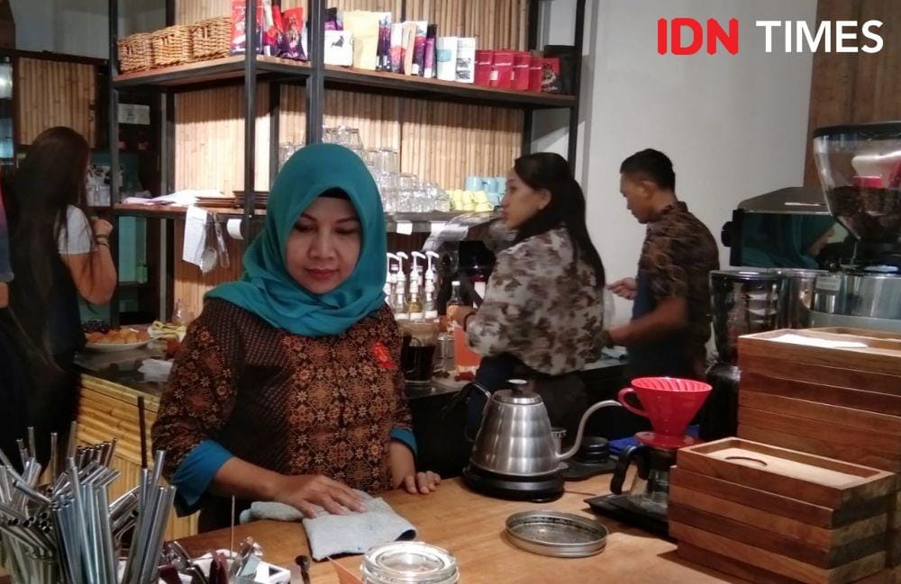 Daryanti saat bekerja. IDN Times/Dian Arthasalina
