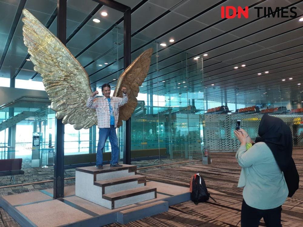 Salah satu spot foto yang tersedia di Changi Airport, Singapura. IDN Times/Ardiansyah Fajar