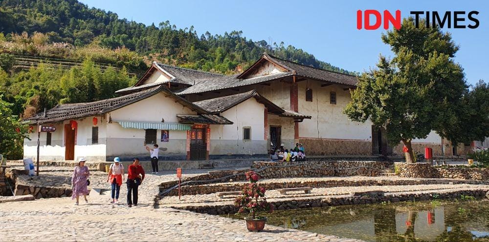 Dongyang Building yang berbentuk persegi panjang (IDN Times/Mela Hapsari)