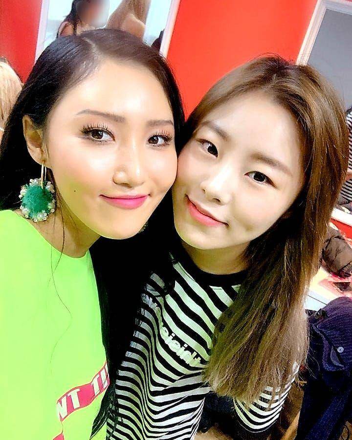 instagram.com/mamamoo_official