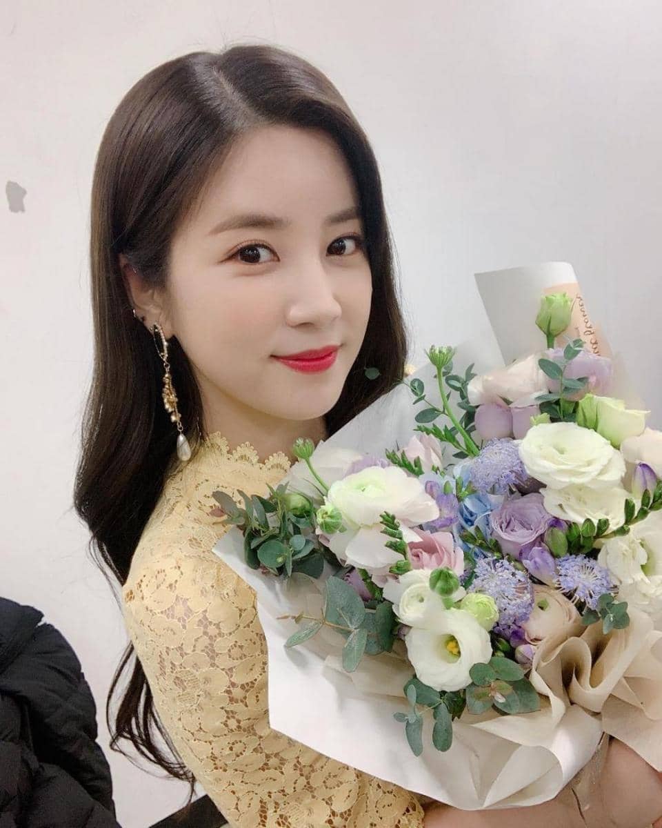 instagram.com/mukgokizary