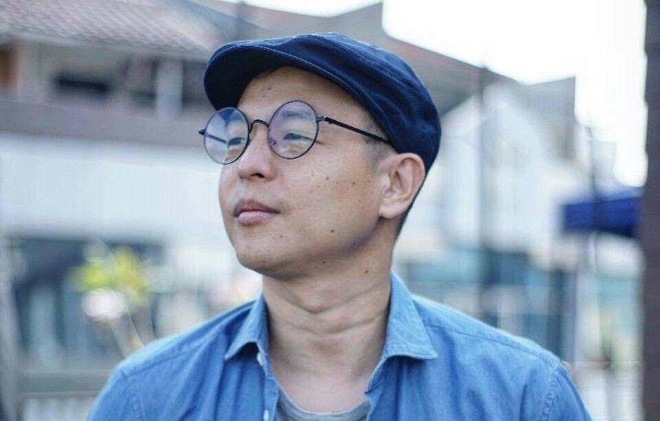 instagram.com/ernestprakasa