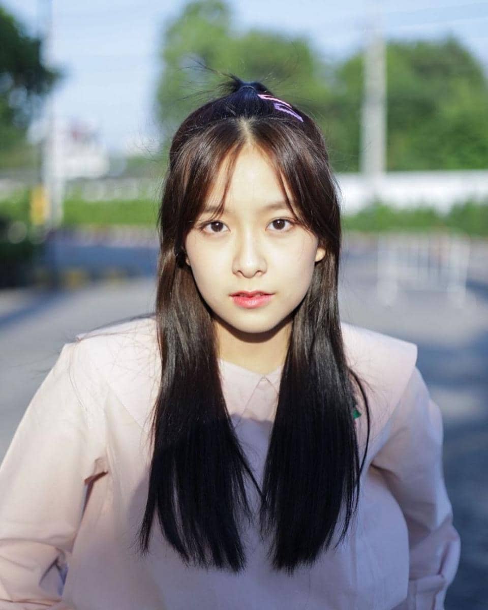 instagram.com/mewnich.bnk48official