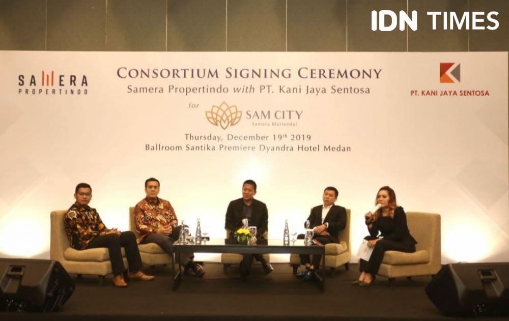 Penandatangan Memorandum of Understanding (MoU) kerjasama dilakukan oleh Adi Ming E, Chairman Samera Propertindo dengan Yamitema Tirtajaya Laoly, Presiden Direktur PT Kani Jaya Sentosa (IDN Times/ Masdalena Napitupulu)