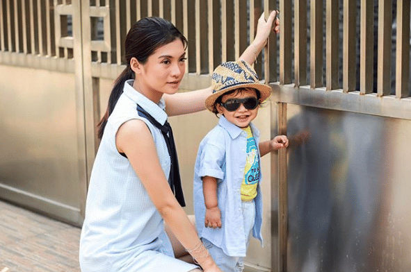 instagram.com/vinessainez