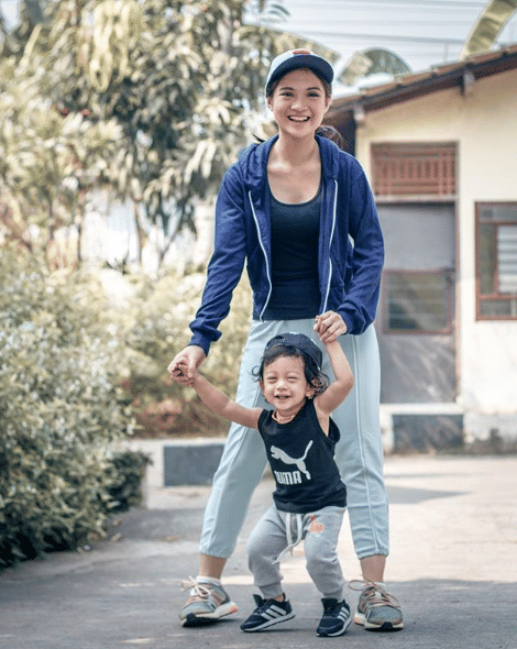 instagram.com/vinessainez