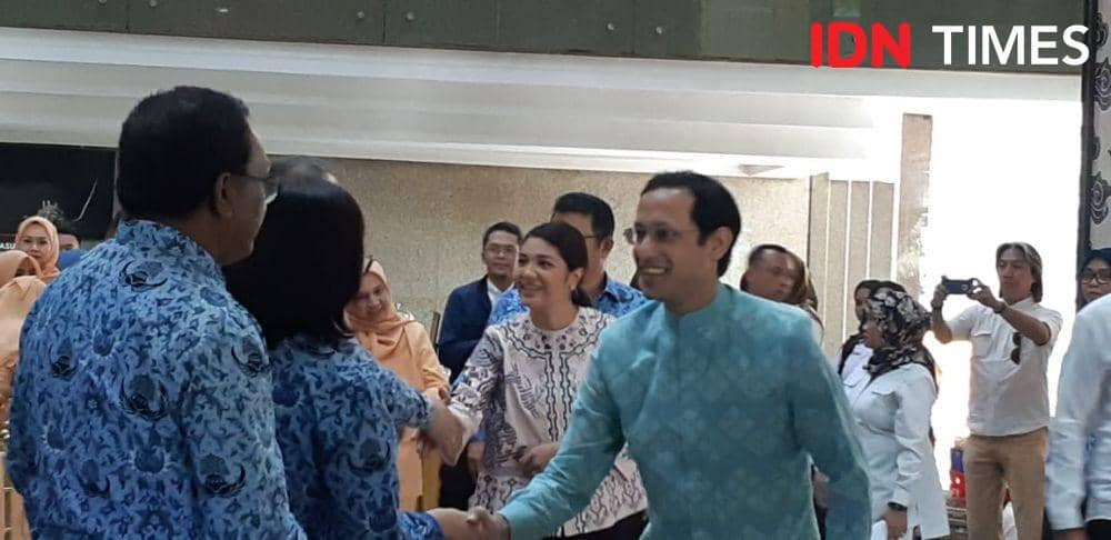 Peresmian TPA Mekar Asih KM "0" oleh Mendikbud Nadiem Makarim didampingi Franka Makarim (IDN Times/Margith Juita Damanik)