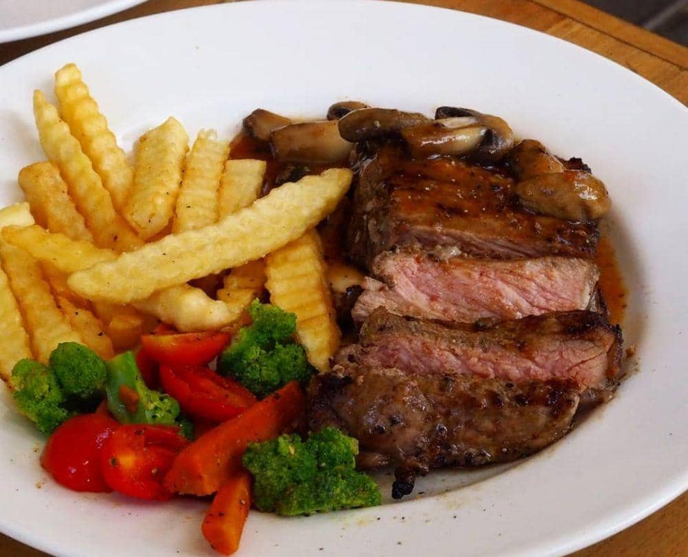 instagram.com/basecampscafe