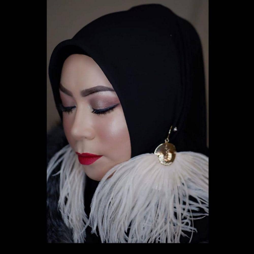 Instagram.com/melly_goeslaw