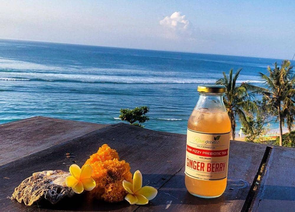 instagram.com/rawganic_bali