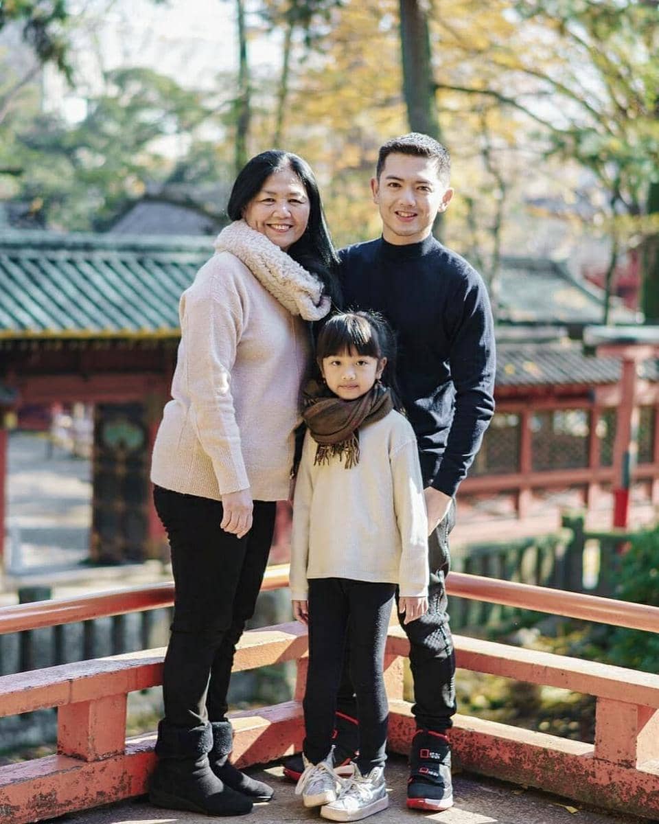 Instagram.com/nickytirta