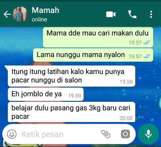 Twitter.com/mAULanaasantosa