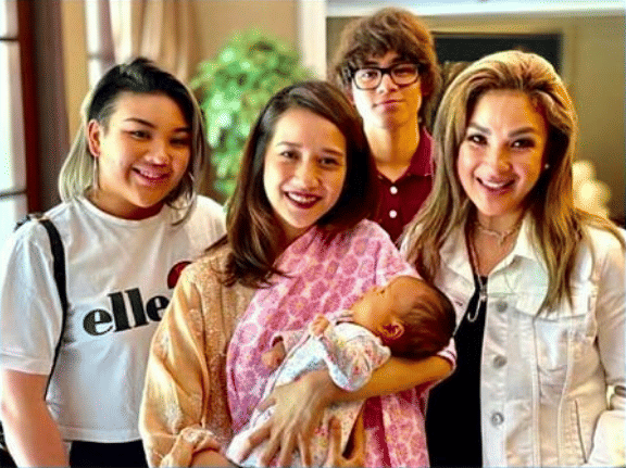 instagram.com/_joannanlohy_