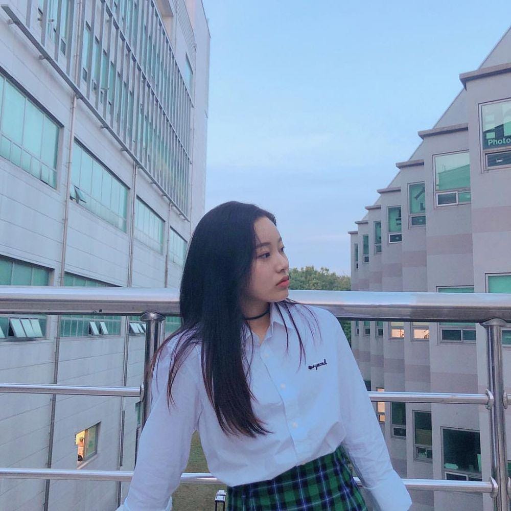 instagram.com/youna_1997