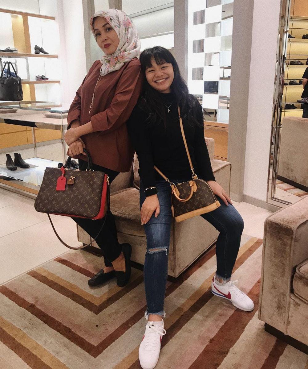 Instagram.com/amelcarla