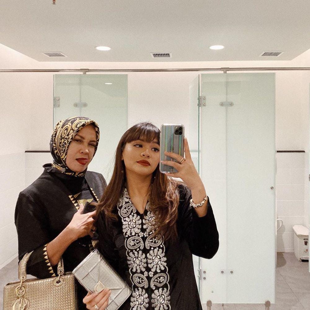 Instagram.com/amelcarla