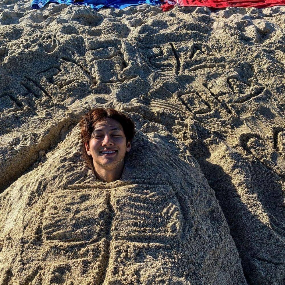 Instagram.com/jichangwook/