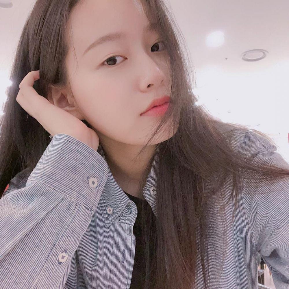 instagram.com/youna_1997