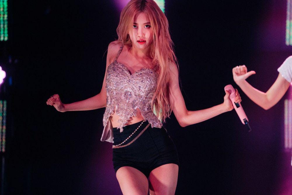 twitter.com/roseyarchive