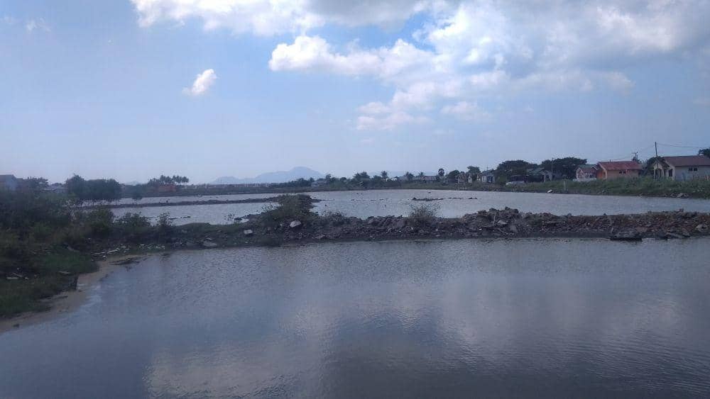 Kawasan Kajhu, Kabupaten Aceh Besar, yang hancur diterjang tsunami 26 Desember 2004 (IDN Times/Saifullah)