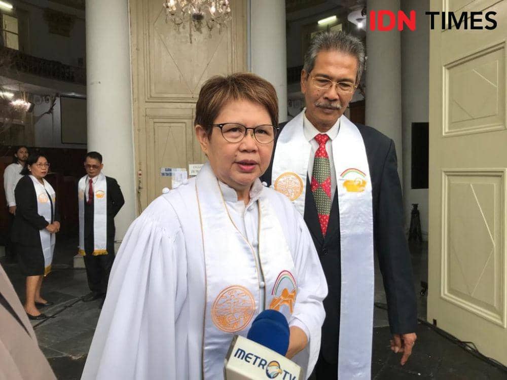 Pendeta Michiko P Saren di Gereja Immanuel, Jakarta Pusat, Senin 25 Desember 2019 (IDN Times/Teatrika Handiko Putri)