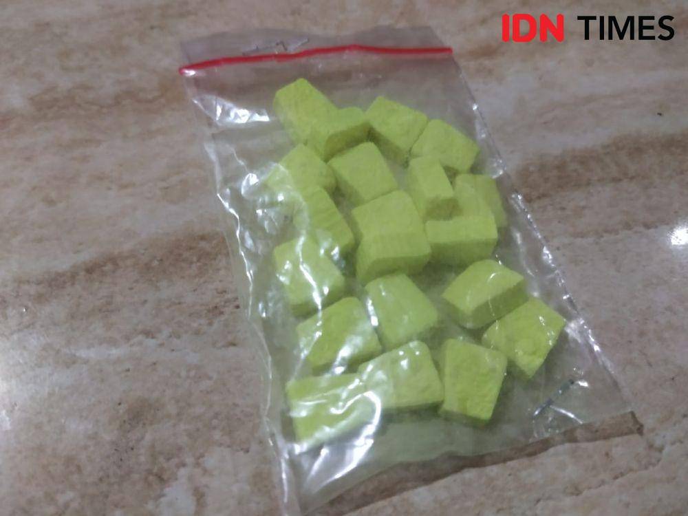 Sabu spongebob yang diamankan Polrestabes Surabaya. IDN Times/Fitria Madia