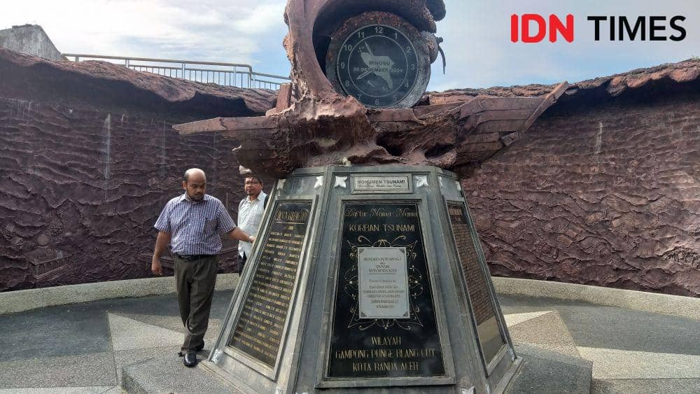 Museum PLTDA Apung, bukti keganasan tsunami Aceh 26 Desember 2004 (IDN Times/Arifin Al Alamudi)