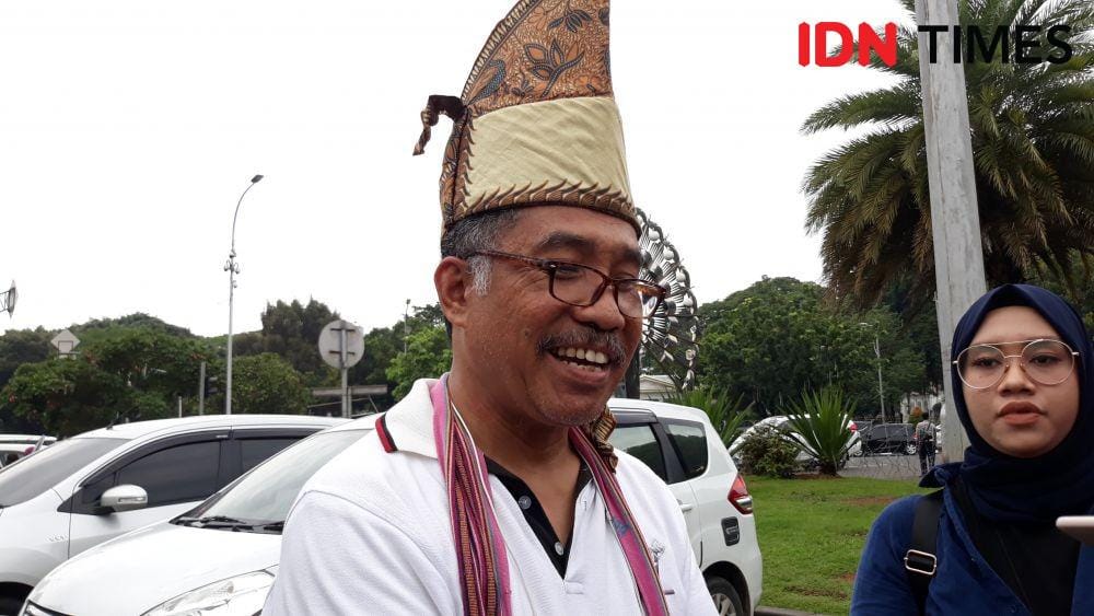 Jemaat GKI Yasmin dan HKBP Filadelfia di depan Istana Merdeka, Jakarta Pusat, Rabu 25 Desember 2019 (IDN Times/Teatrika Handiko Putri)