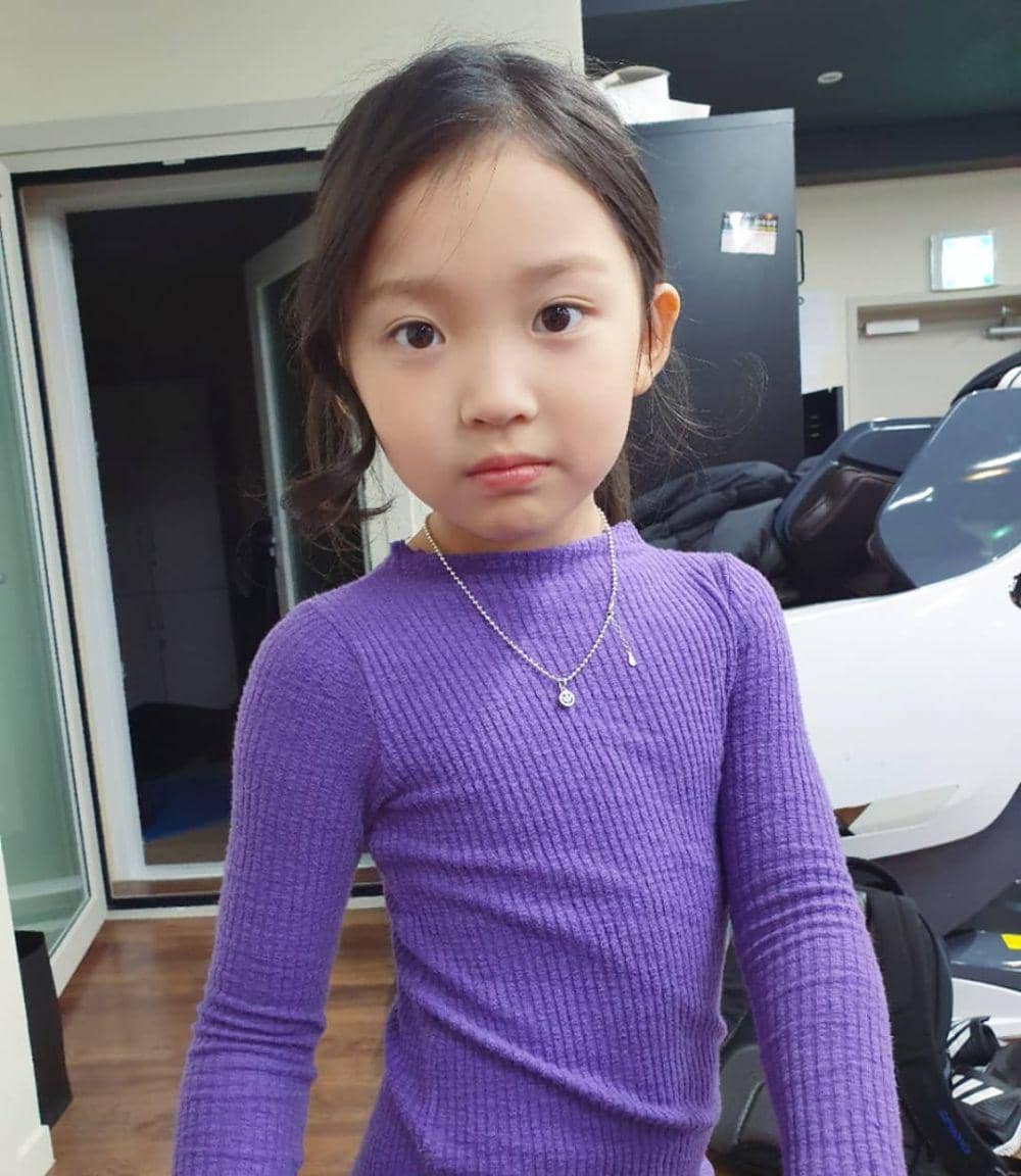 instagram.com/b_yungyeong