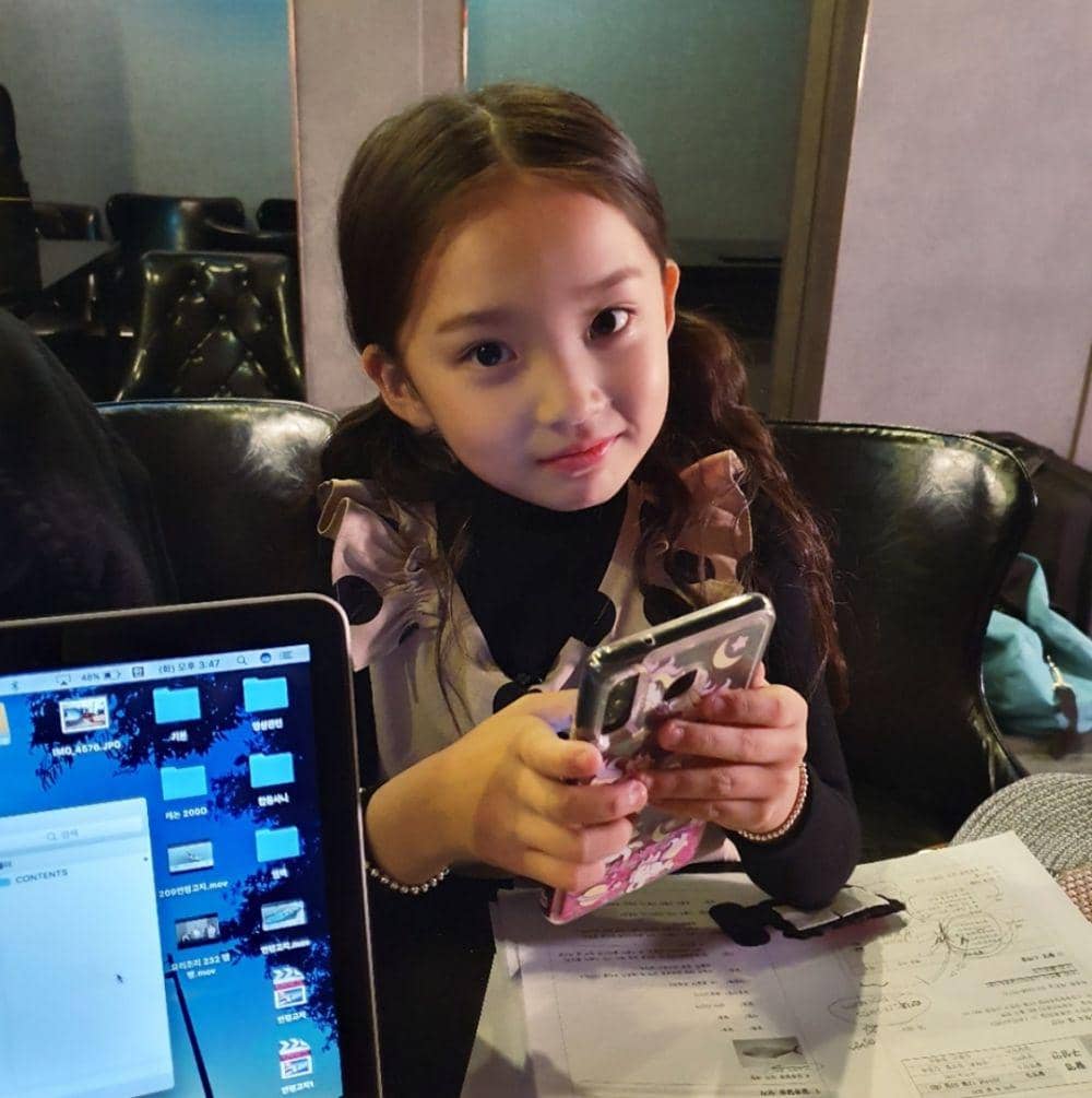 instagram.com/b_yungyeong